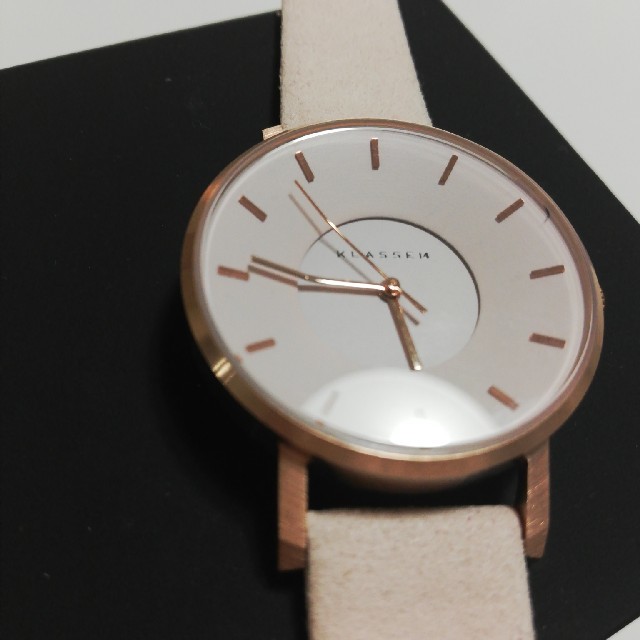 クラス14　美品　ピンク系腕時計