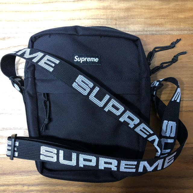 supreme シュプリーム ショルダーバッグ 18ss