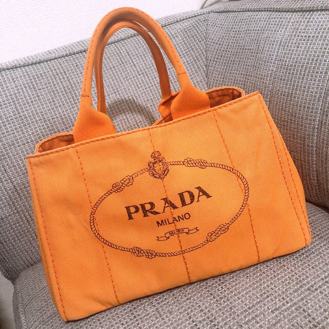 PRADA カナパ Mサイズ 正規品