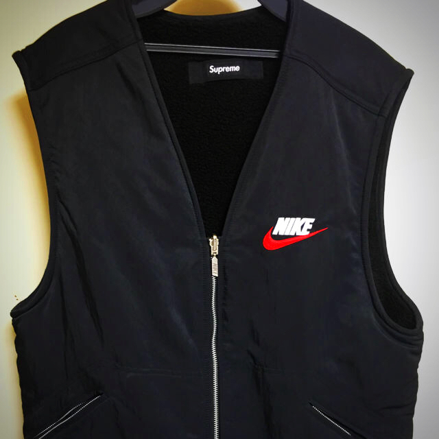 Supreme(シュプリーム)のSupreme × Nike vest M ブラック メンズのトップス(ベスト)の商品写真