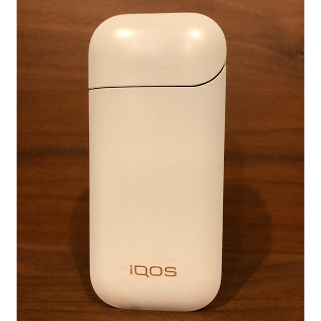 IQOS(アイコス)のiQOS2.4ホルダーとチャージャー メンズのファッション小物(タバコグッズ)の商品写真