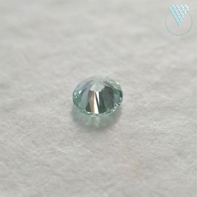 【runanoa様】0.039 ct L.Green VS2 天然 グリーン レディースのアクセサリー(リング(指輪))の商品写真