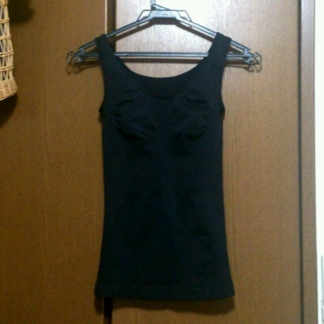 UNIQLO - ボディーシェイパー タンクトップの通販 by Nacha's UNIQLO - ボディーシェイパー タンクトップの通販 by Nacha's