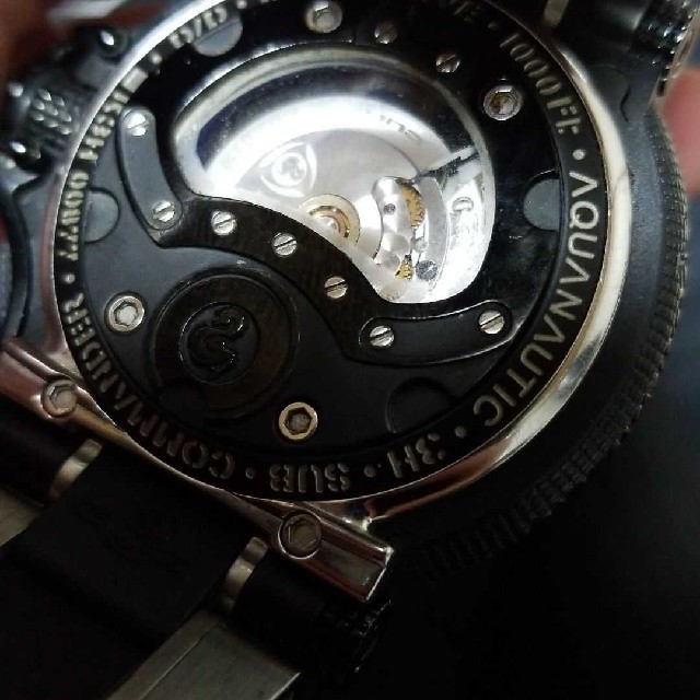 AQUANAUTIC(アクアノウティック)の期間限定　アクアノウティック　ダイヤ　時計 メンズの時計(腕時計(アナログ))の商品写真