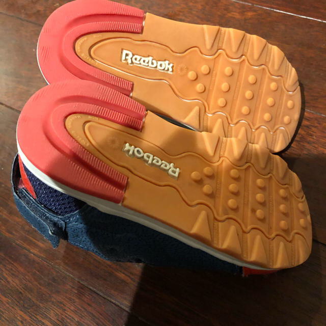 Reebok(リーボック)のリーボック ポンプフューリー14センチ キッズ/ベビー/マタニティのベビー靴/シューズ(~14cm)(スニーカー)の商品写真