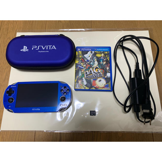PlayStation®Vita サファイア・ブルー ＋ ペルソナ4 - 携帯用ゲーム機本体
