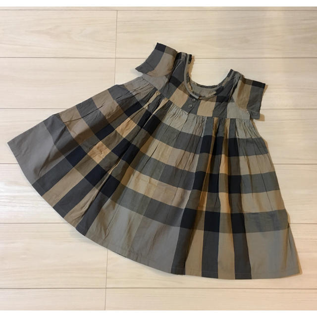 BURBERRY(バーバリー)の専用！【美品】BURBERRY CHILDREN ワンピース ４Y 104㎝  キッズ/ベビー/マタニティのキッズ服女の子用(90cm~)(ワンピース)の商品写真