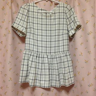 ローリーズファーム(LOWRYS FARM)のチェックペプラムトップス♡新品未使用♡(カットソー(半袖/袖なし))