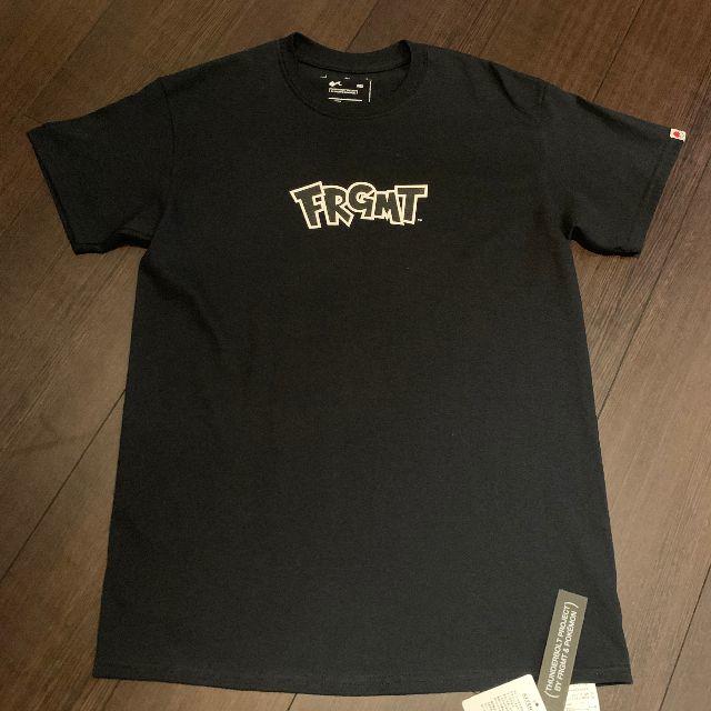 FRAGMENT(フラグメント)のフラグメント ポケモン LOGO メンズのトップス(Tシャツ/カットソー(半袖/袖なし))の商品写真