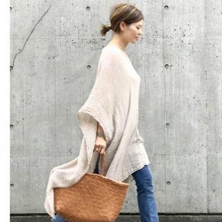 Deuxieme classes *AYNI KNIT PONCHO