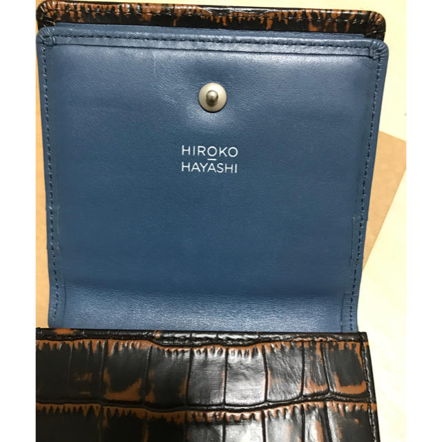HIROKO HAYASHI(ヒロコハヤシ)のHIROKO HAYASHI 薄型二つ折り財布 レディースのファッション小物(財布)の商品写真