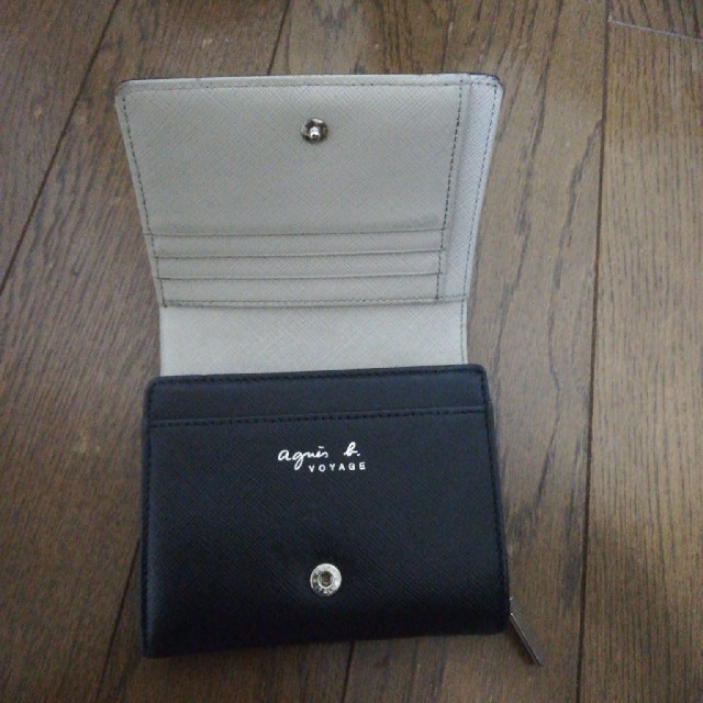 agnes b.(アニエスベー)のアニエス・ベー　二つ折り財布 レディースのファッション小物(財布)の商品写真