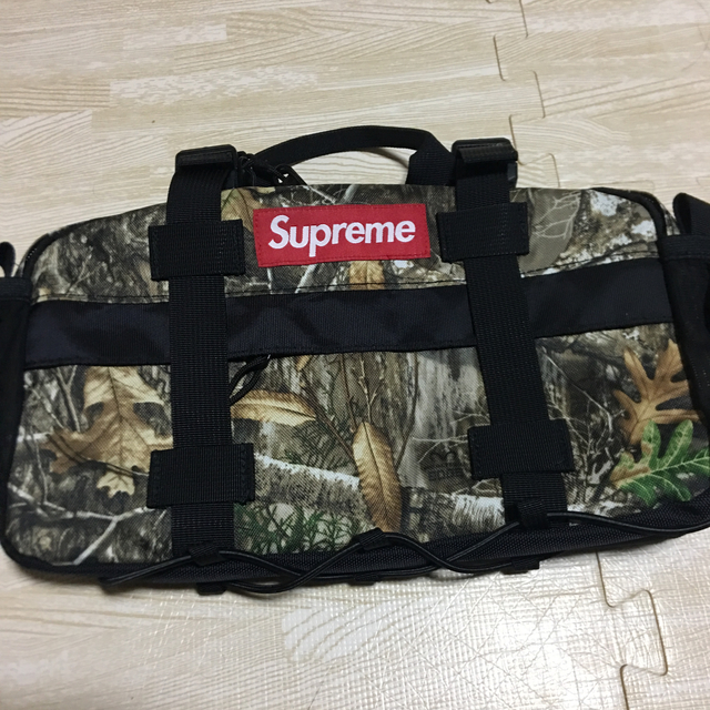 Supreme(シュプリーム)のsupreme 19FW ウェストバック リアルツリーカモ メンズのバッグ(ボディーバッグ)の商品写真