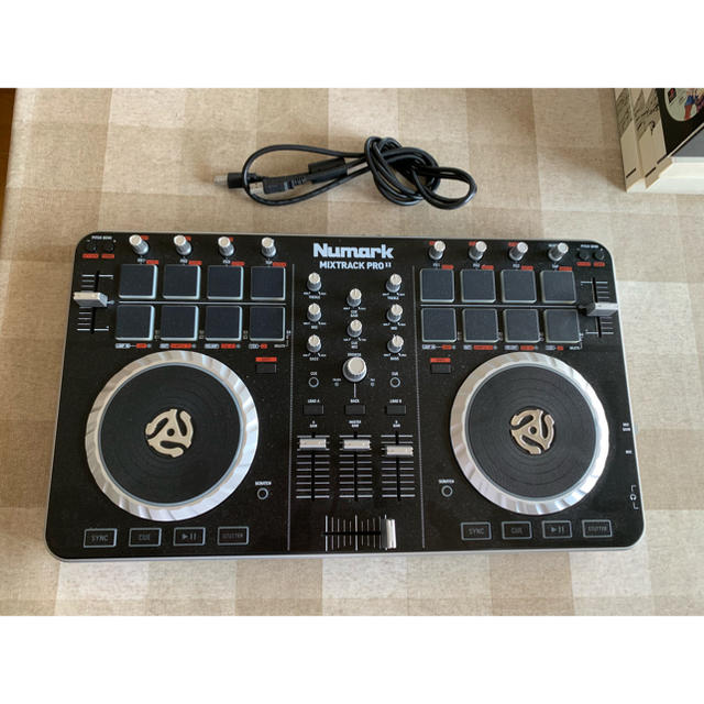 最終値下げ 送料込み！ヌマークプロ2 djコントローラー 楽器のDJ機器(PCDJ)の商品写真