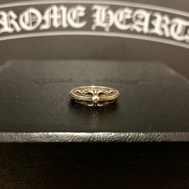 Chrome Hearts(クロムハーツ)のらむさん専用【インボイス付き】ベビークラシックフローラルクロスリング メンズのアクセサリー(リング(指輪))の商品写真