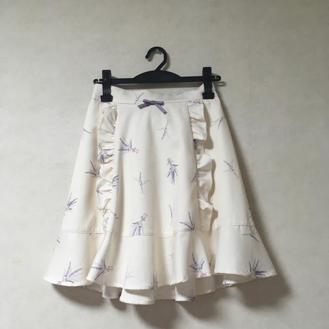 Ank Rouge(アンクルージュ)の美品♡AnkRouge ラベンダーブーケフレア切替スカート レディースのスカート(ミニスカート)の商品写真