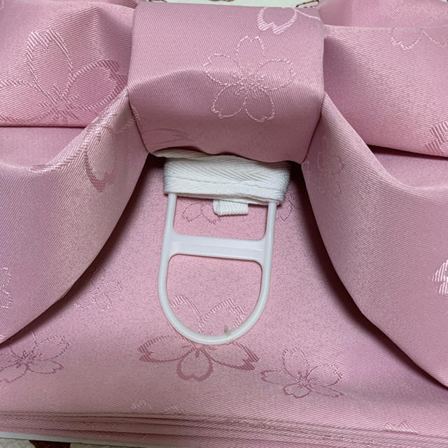 Disney(ディズニー)の作り帯(結び帯)♪ ピンク 桜柄♡ 未使用 新品 レディースの水着/浴衣(帯)の商品写真
