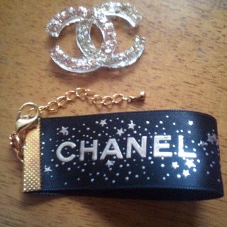 シャネル(CHANEL)の希少レアCHANELリボン星柄チャームリメイク(チャーム)