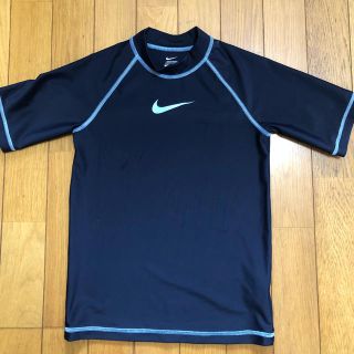 ナイキ(NIKE)のNIKE  ラッシュガード  140cm(水着)