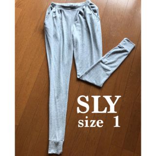 スライ(SLY)のSLY  standard  スェット グレー(カジュアルパンツ)