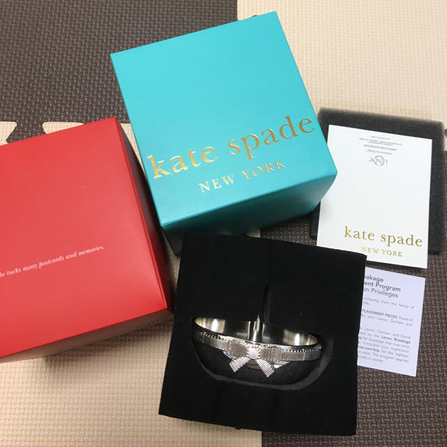 kate spade グレースアベニュー リングホルダー