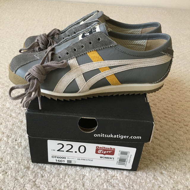 Onitsuka Tiger(オニツカタイガー)のnao様専用ページ キッズ/ベビー/マタニティのキッズ靴/シューズ(15cm~)(スニーカー)の商品写真