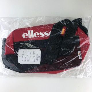 エレッセ(ellesse)の新品　未使用品　ELLESSE　　ポーチ　バッグ　レッド　NAKA008(ウエストポーチ)