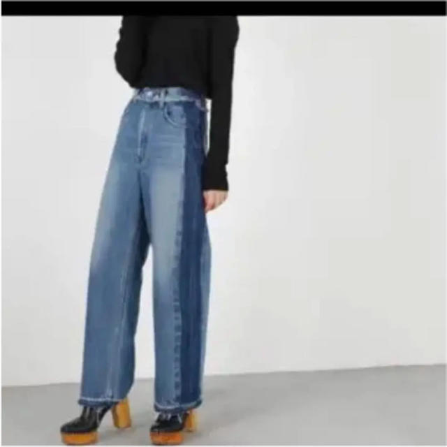 moussy(マウジー)のSIDE LINE denim サイドライン レディースのパンツ(デニム/ジーンズ)の商品写真