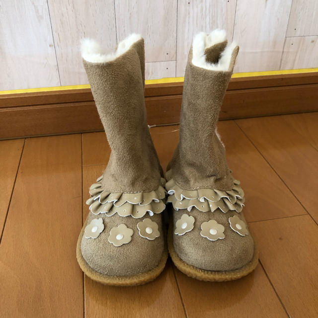 Souris(スーリー)の【新品未使用】　Souris   ブーツ キッズ/ベビー/マタニティのベビー靴/シューズ(~14cm)(ブーツ)の商品写真