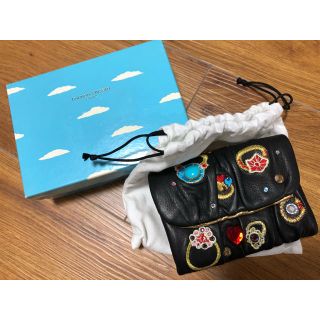 ツモリチサト(TSUMORI CHISATO)のツモリチサト 折財布 がま口 黒 指輪刺繍 新品未使用(財布)