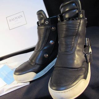 バルマン(BALMAIN)の【定価160000円・付属品完備】バルマン　ベルトカバーレザースニーカー(スニーカー)