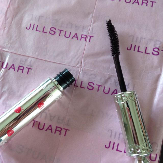 JILLSTUART(ジルスチュアート)のジルスチュアートイチゴマスカラ コスメ/美容のベースメイク/化粧品(マスカラ)の商品写真