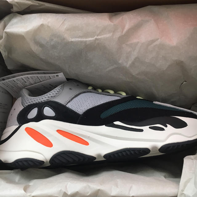 adidas yeezy boost 700 wave runner