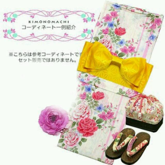 白×ピンク花柄󾬍ラメキラ高級浴衣󾬍 レディースの水着/浴衣(浴衣)の商品写真