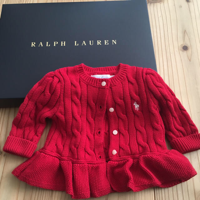 Ralph Lauren(ラルフローレン)の 【送料込み】ラルフローレン /カーディガン、レッド/60サイズ キッズ/ベビー/マタニティのベビー服(~85cm)(カーディガン/ボレロ)の商品写真