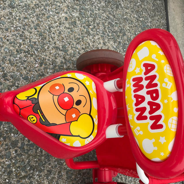 アンパンマンDX三輪車 1