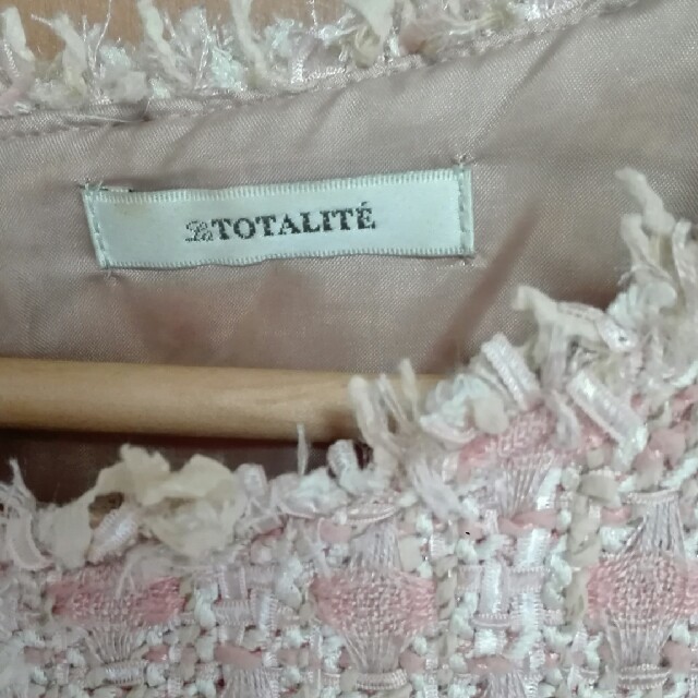 La TOTALITE(ラトータリテ)のツイード　カットソー レディースのトップス(カットソー(半袖/袖なし))の商品写真