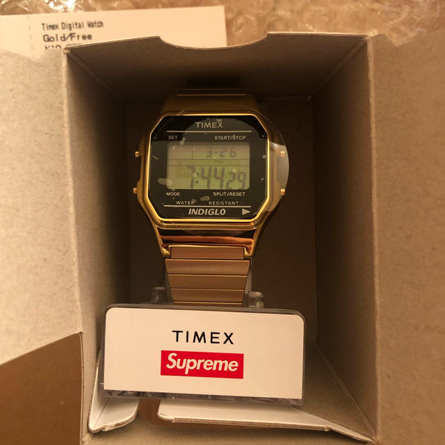 Supreme(シュプリーム)の最安 込 Supreme Timex Digital Watch 時計 GOLD メンズの時計(腕時計(デジタル))の商品写真