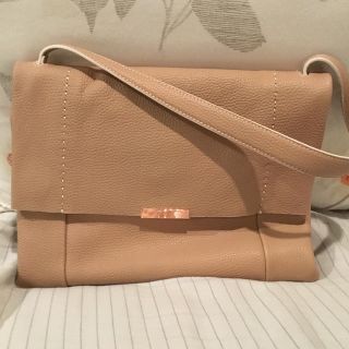 テッドベイカー(TED BAKER)の【とらのすけさま専用】TED BAKER レザー ショルダーバッグ(ショルダーバッグ)