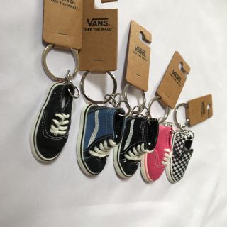 ヴァンズ(VANS)のVANS キーホルダー 海外限定品 日本未発売(キーホルダー)