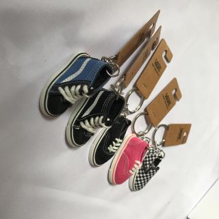 ヴァンズ(VANS)のVANS キーホルダー 海外限定品 日本未発売(キーホルダー)