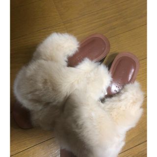 ザラ(ZARA)のファーサンダル※タイムセール後削除※(サンダル)