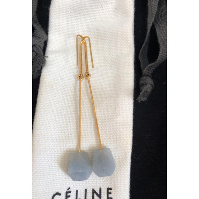 celine(セリーヌ)のセリーヌ 天然石 グレー ピアス レディースのアクセサリー(ピアス)の商品写真