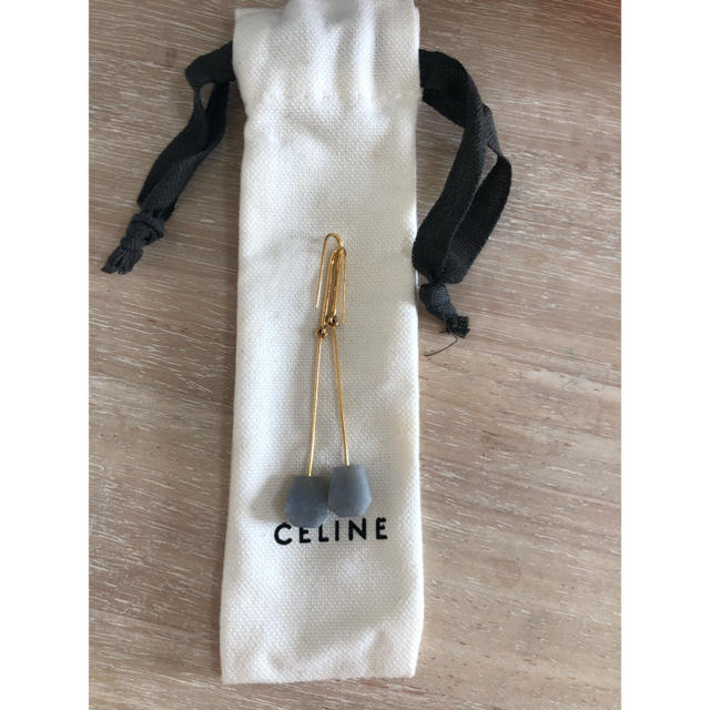 celine(セリーヌ)のセリーヌ 天然石 グレー ピアス レディースのアクセサリー(ピアス)の商品写真