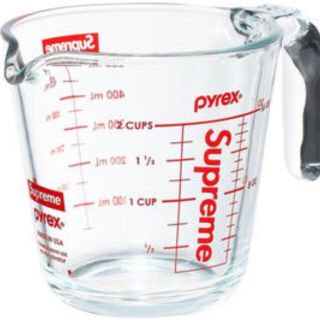 シュプリーム(Supreme)のSupreme Pyrex® 2-Cup Measuring Cup カップ(グラス/カップ)