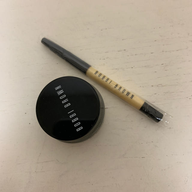 BOBBI BROWN(ボビイブラウン)のボビーブラウン ジェルアイライナー コスメ/美容のベースメイク/化粧品(アイライナー)の商品写真