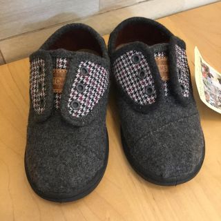 トムズ(TOMS)の【タグ付未使用】TOMS  スニーカー 16(スニーカー)