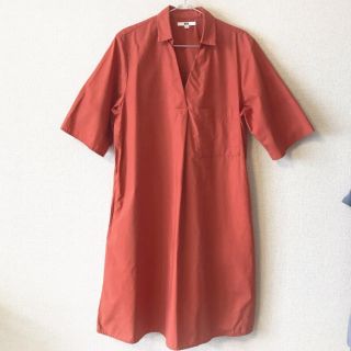 ユニクロ(UNIQLO)のユニクロ シャツワンピース 半袖 オレンジ テラコッタ(ひざ丈ワンピース)