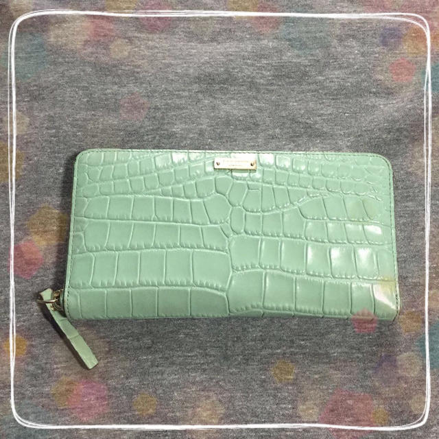 kate spade new york(ケイトスペードニューヨーク)のkate spade ラウンド長財布 レディースのファッション小物(財布)の商品写真