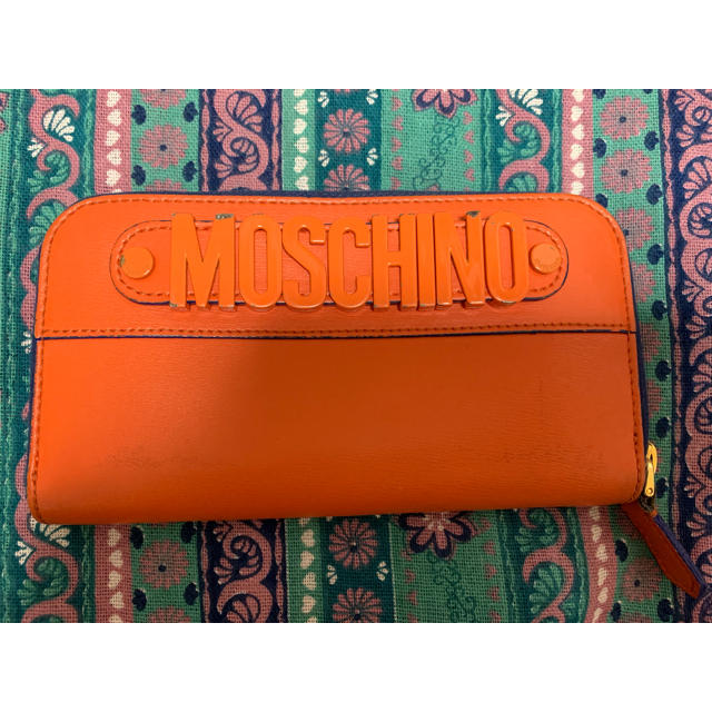 美品！MOSCHINO 折り財布 5411